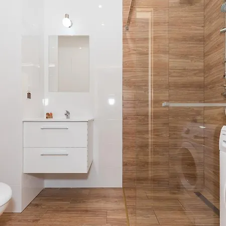 Apartment Jantar - Pod Lipami *